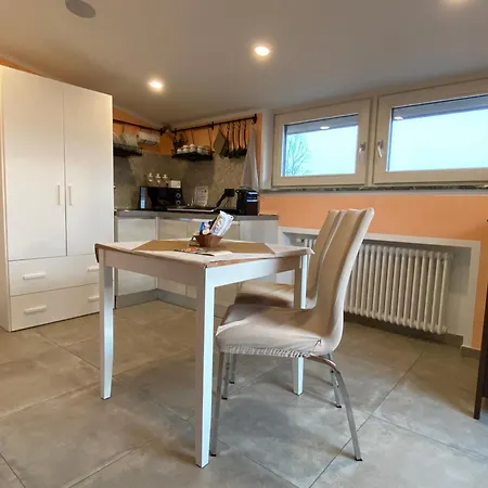 Giulia - Marguareis Apartman *