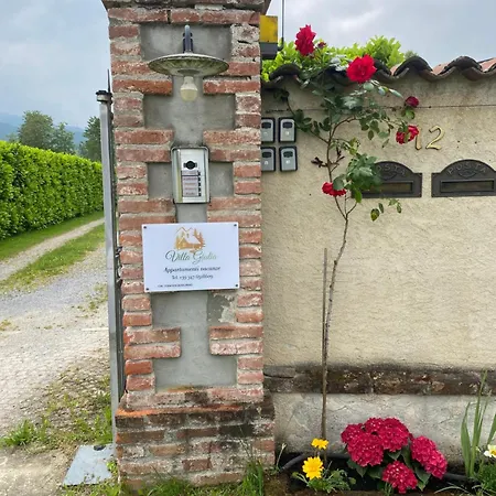 Giulia - Marguareis Apartman *